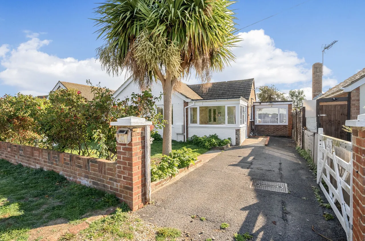 Croft Road, Selsey, PO20, photo 22