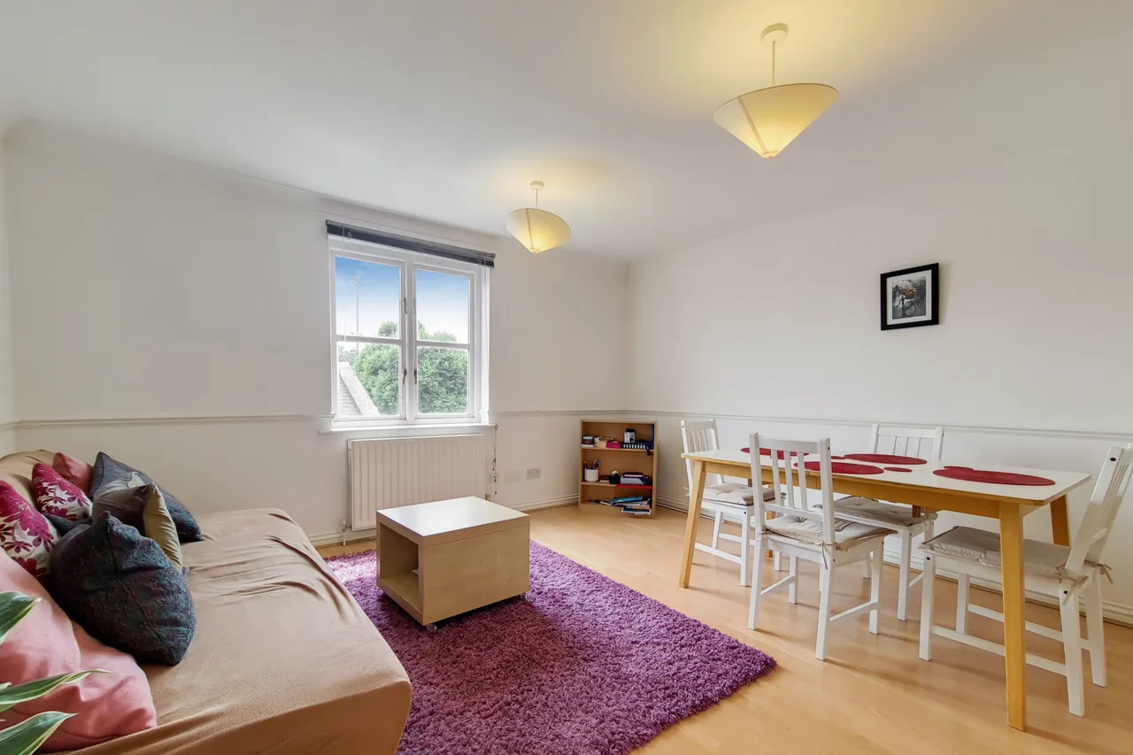 29 Greencourt House, 200 Mile End Road, London, photo 4