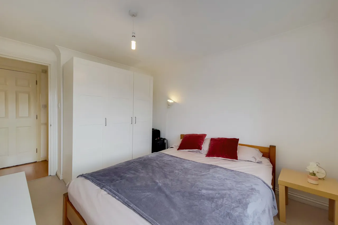 29 Greencourt House, 200 Mile End Road, London, photo 9