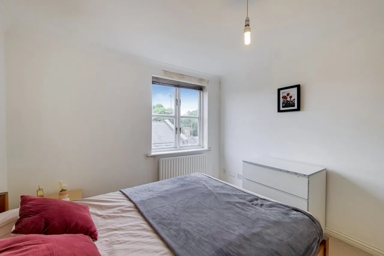29 Greencourt House, 200 Mile End Road, London, photo 7