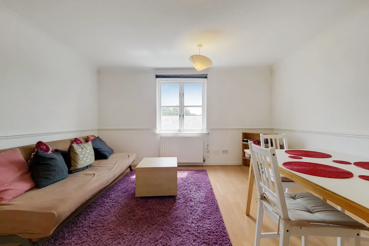 29 Greencourt House, 200 Mile End Road, London, photo 3