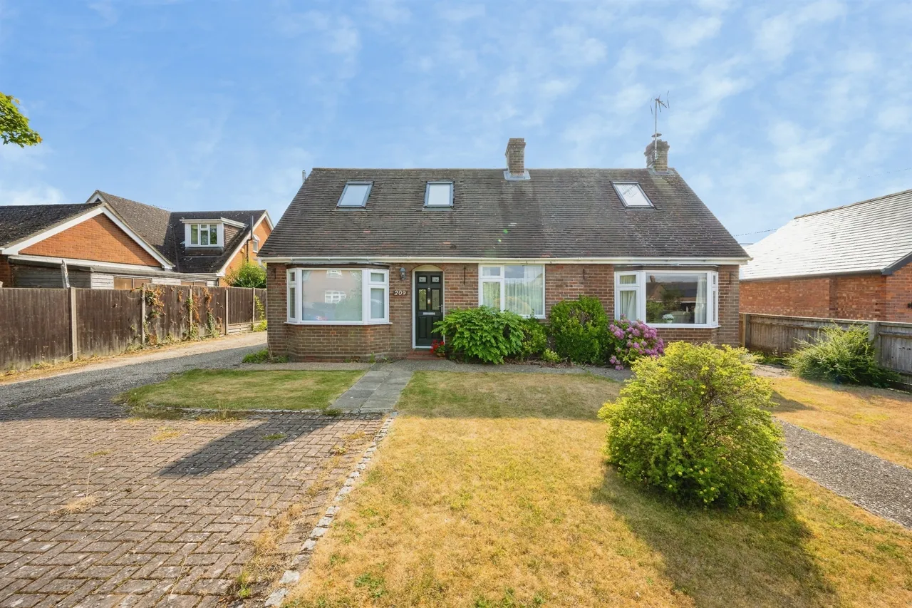 Aylesbury Road, Wendover, HP22, photo 26