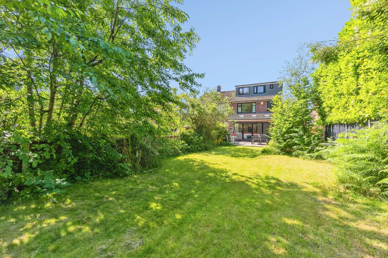 Stapleford Close, Sale, M33, photo 15