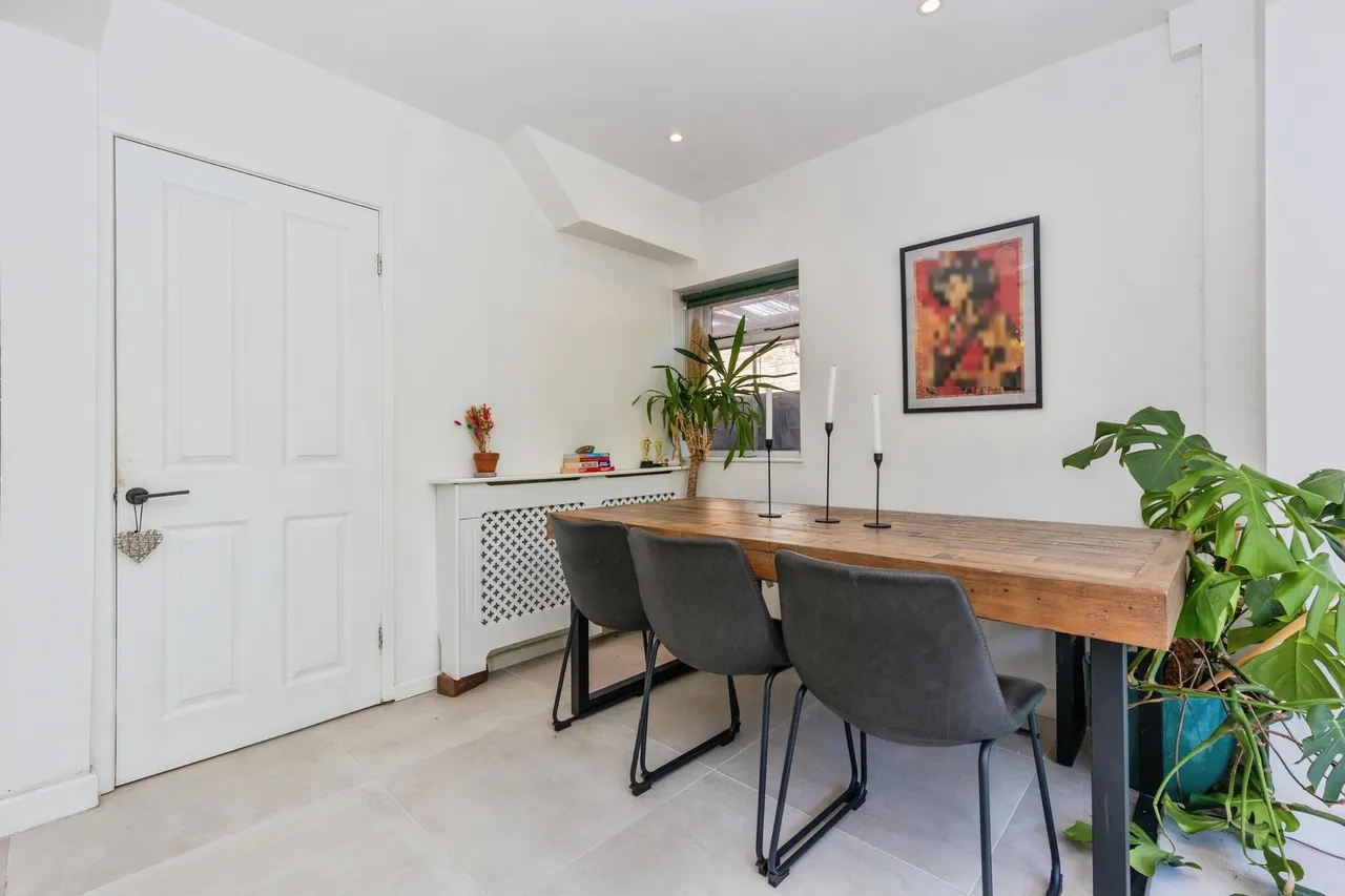 Stapleford Close, Sale, M33, photo 37
