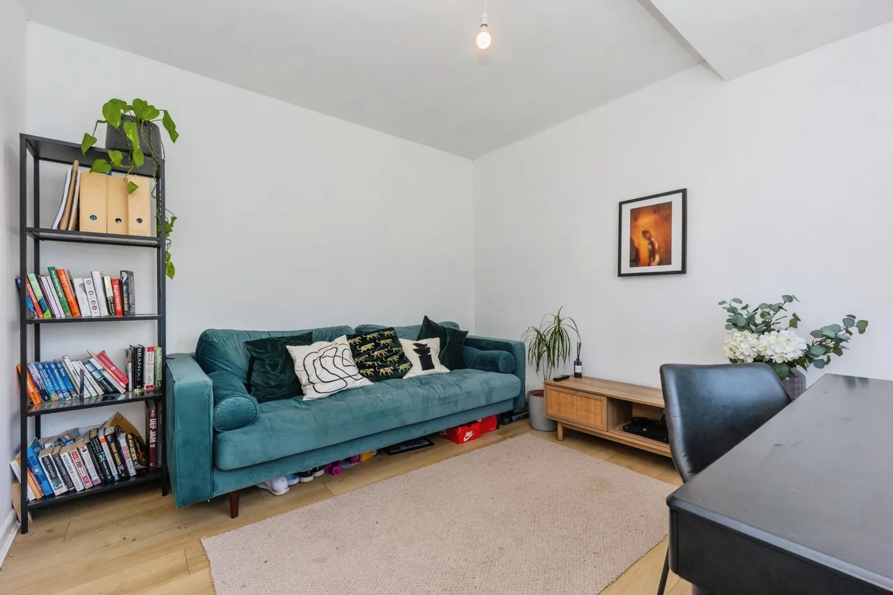 Stapleford Close, Sale, M33, photo 5