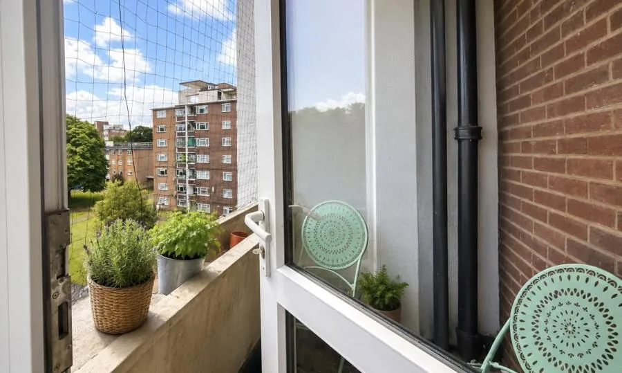 Binfield Road, London, SW4, photo 2