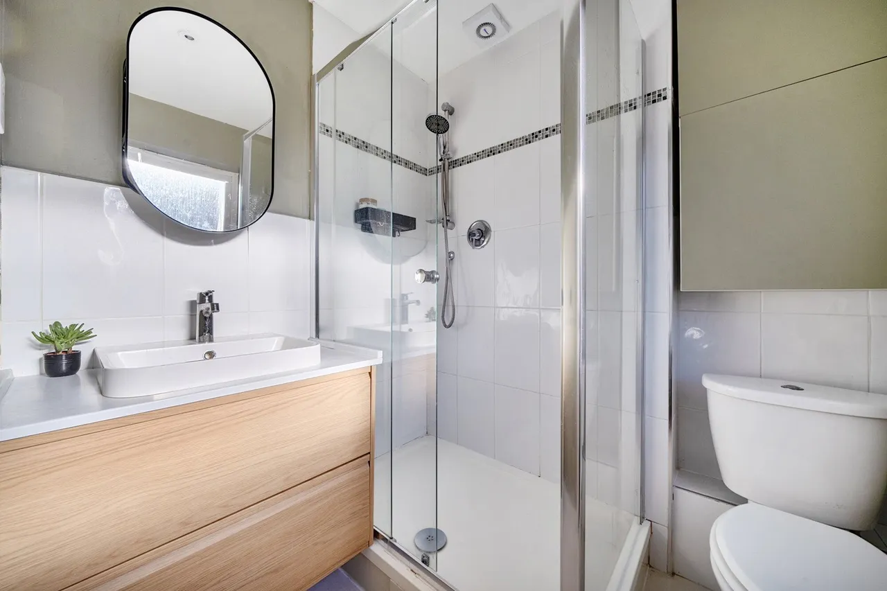 Calypso Crescent, London, SE15, photo 10