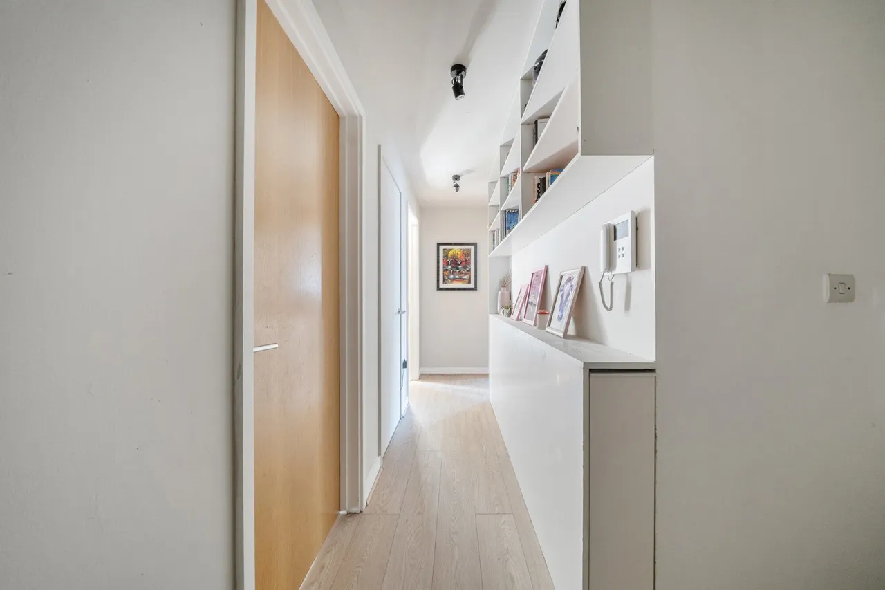 Calypso Crescent, London, SE15, photo 14