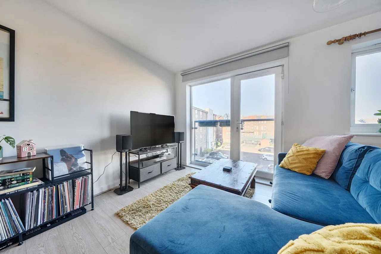 Calypso Crescent, London, SE15, photo 12