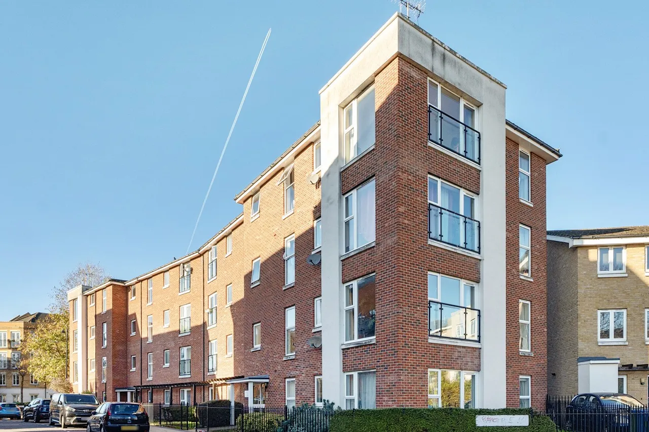 Calypso Crescent, London, SE15, photo 11