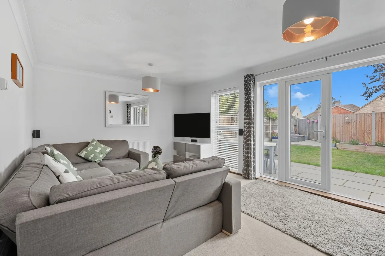 Regent Close, Grays, Essex, RM16 2RD, photo 8