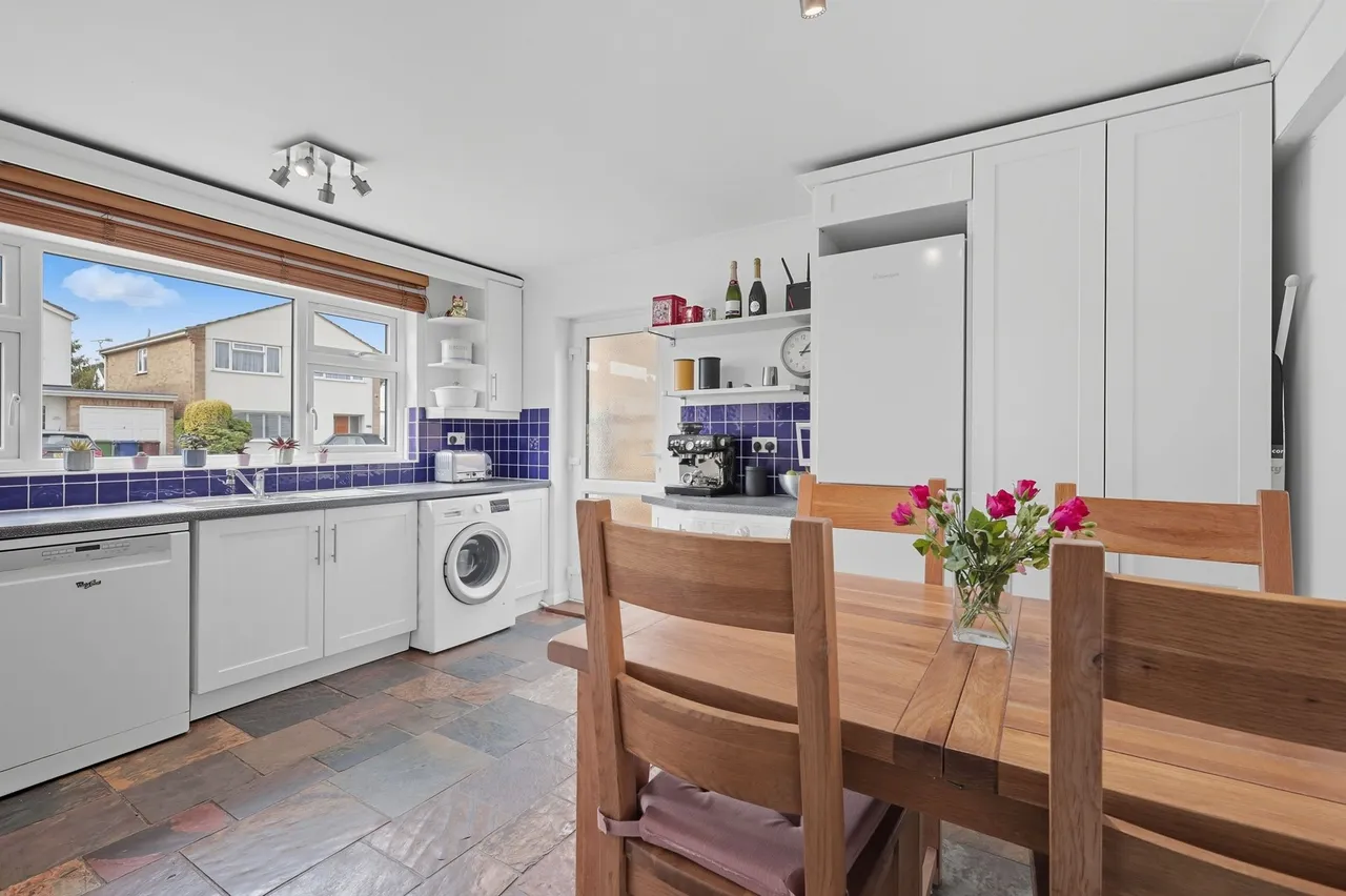 Regent Close, Grays, Essex, RM16 2RD, photo 4