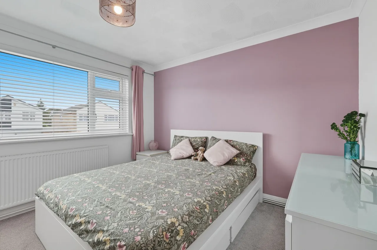 Regent Close, Grays, Essex, RM16 2RD, photo 11