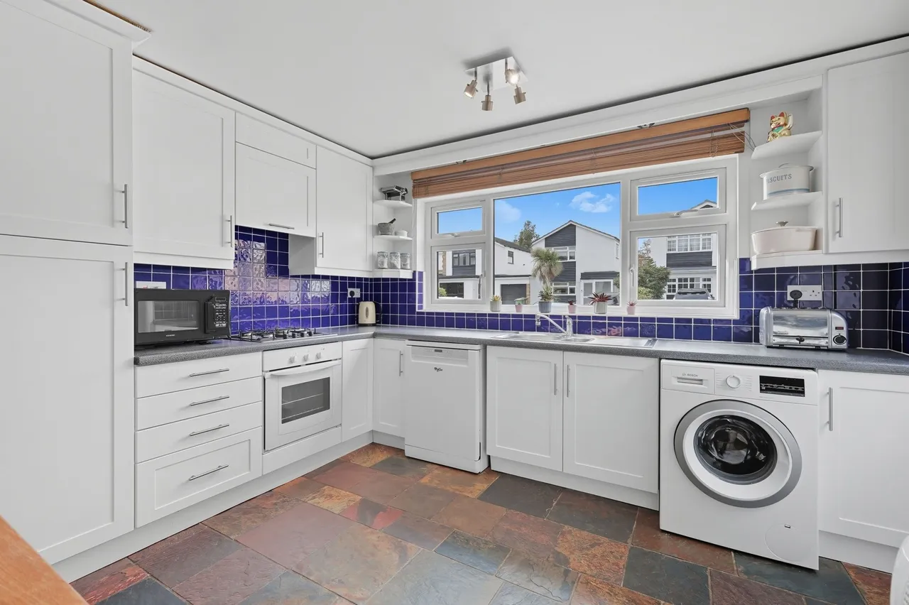 Regent Close, Grays, Essex, RM16 2RD, photo 6