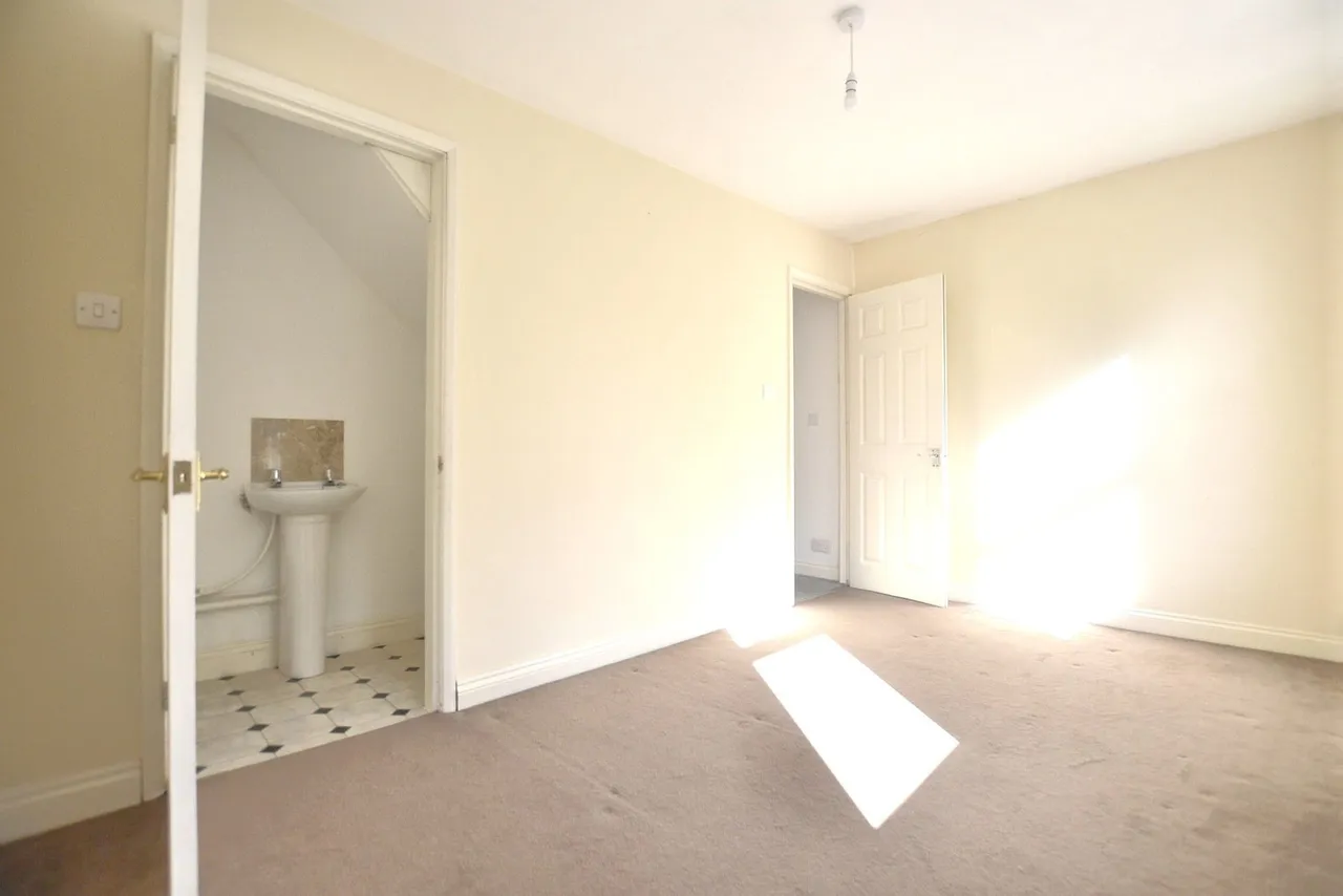 Albany Street, Gloucester, GL1, photo 8