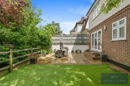 Hillside Road, Coulsdon, photo 14
