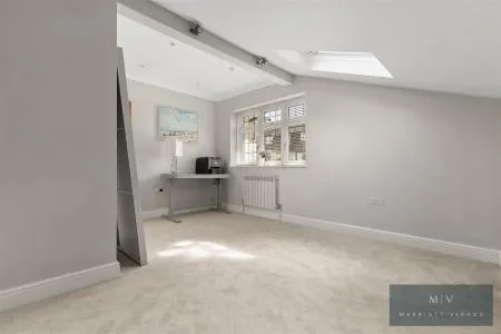 Hillside Road, Coulsdon, photo 11