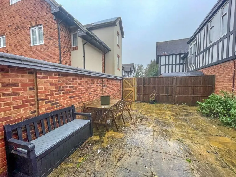 The Firs, High Street, Whitchurch HP22 4JU, photo 3