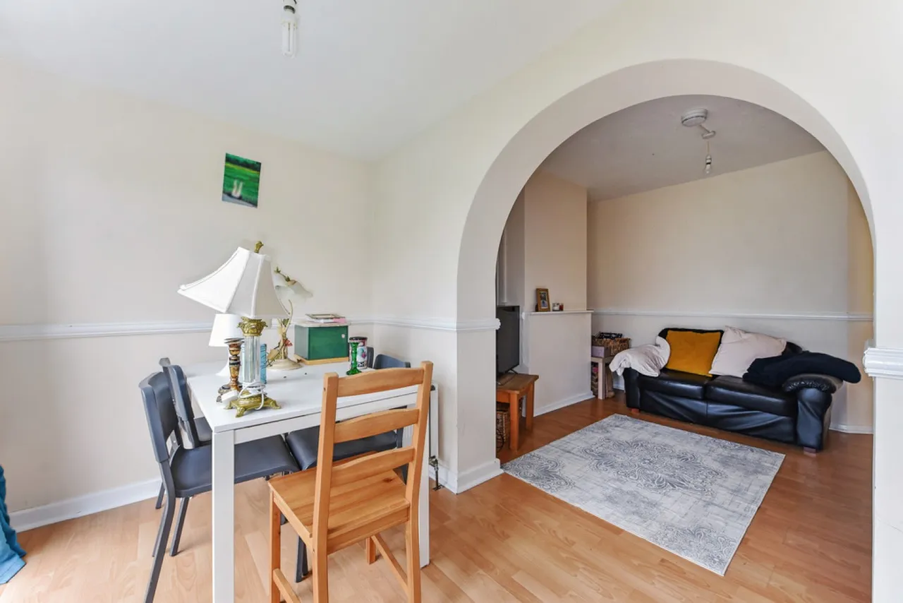 Stanmore Lane, SO22, photo 4
