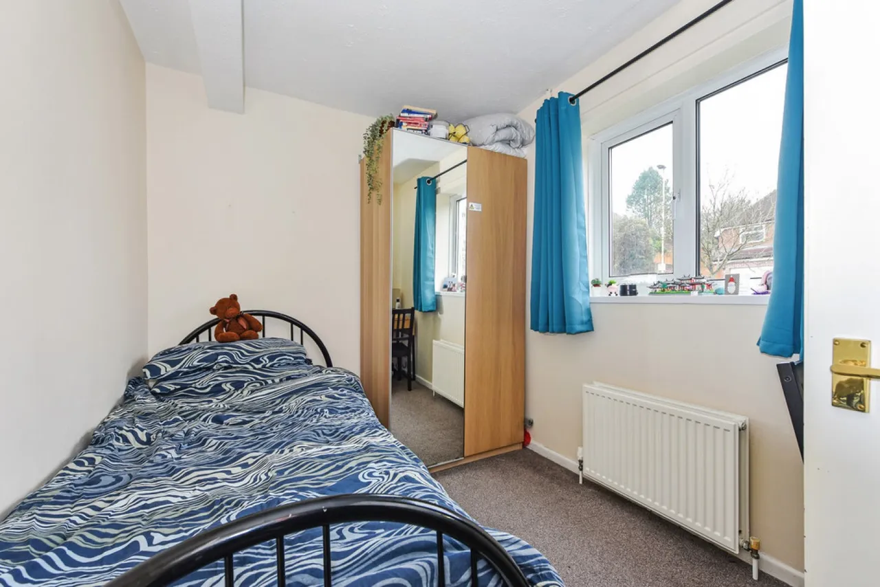 Stanmore Lane, SO22, photo 8