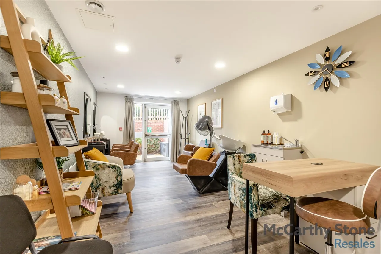 Barnsdale Drive, Westcroft, MK4, photo 20