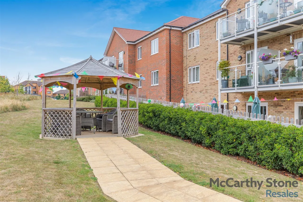 Barnsdale Drive, Westcroft, MK4, photo 22