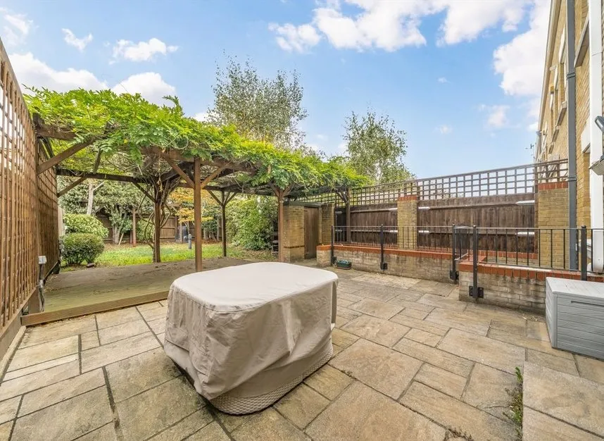 Clearwater Place, Surbiton, KT6, photo 7