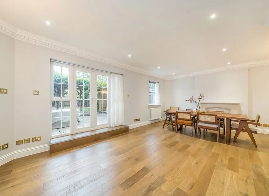 Clearwater Place, Surbiton, KT6, photo 3