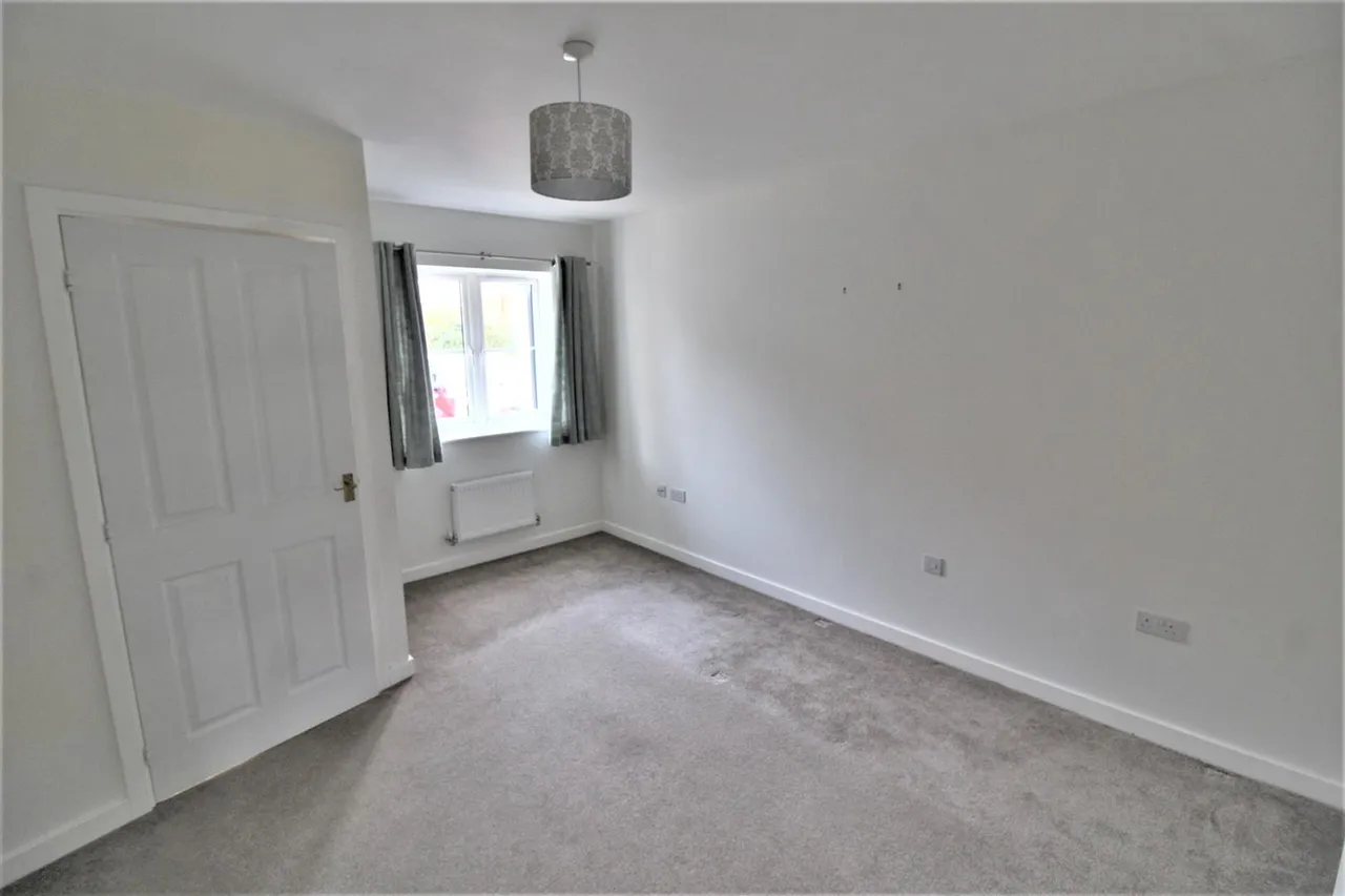 Anson Avenue, Calne, SN11, photo 4