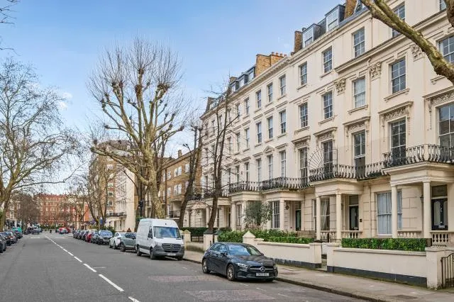 Clifton Gardens, London, W9, photo 22