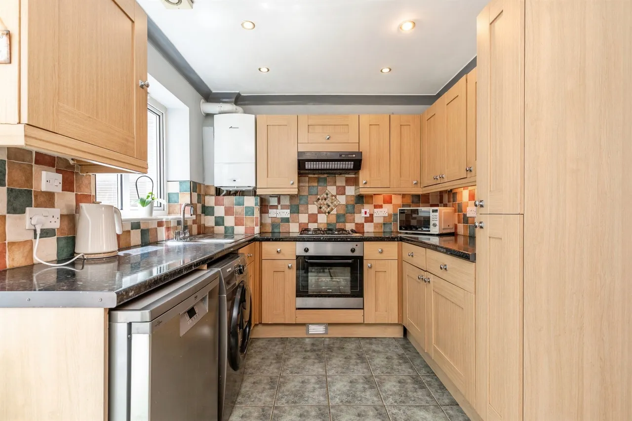 Stonehouse Drive, St. Leonards-On-Sea, TN38, photo 4