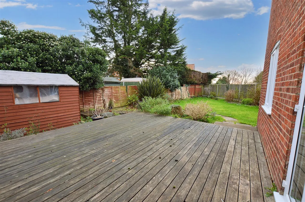 The Meadows, Gresham, NR11, photo 15
