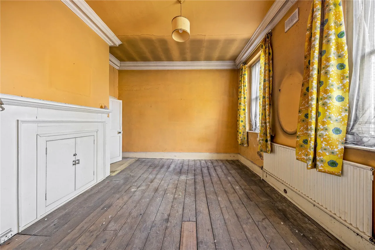 West Hall Road, TW9, photo 8