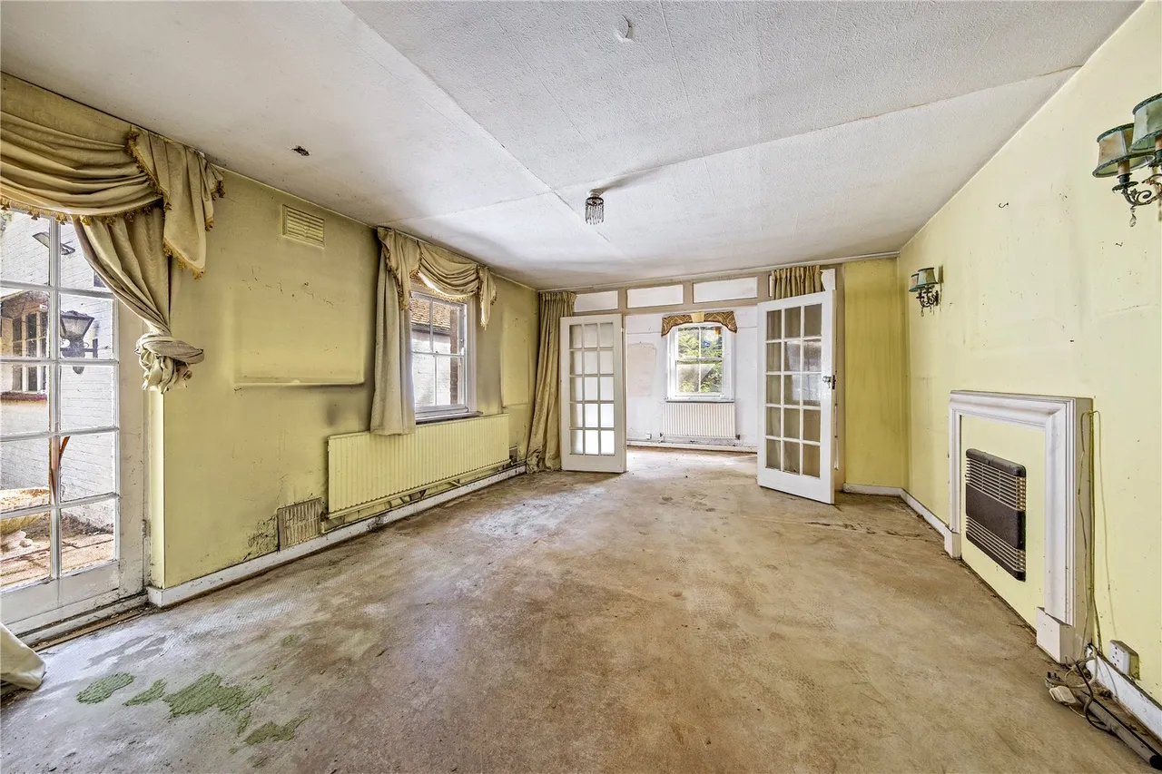 West Hall Road, TW9, photo 5