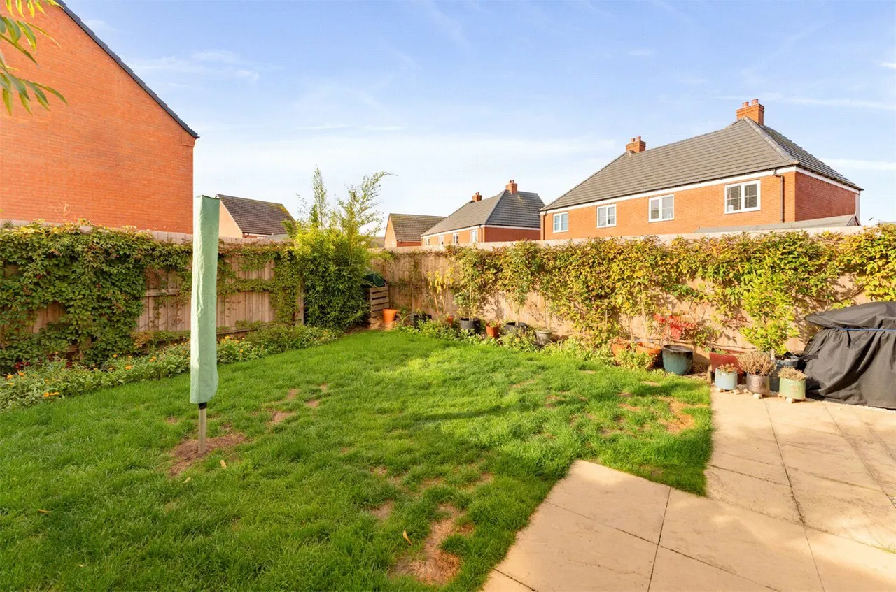Longcroft, Warwick, CV34, photo 21