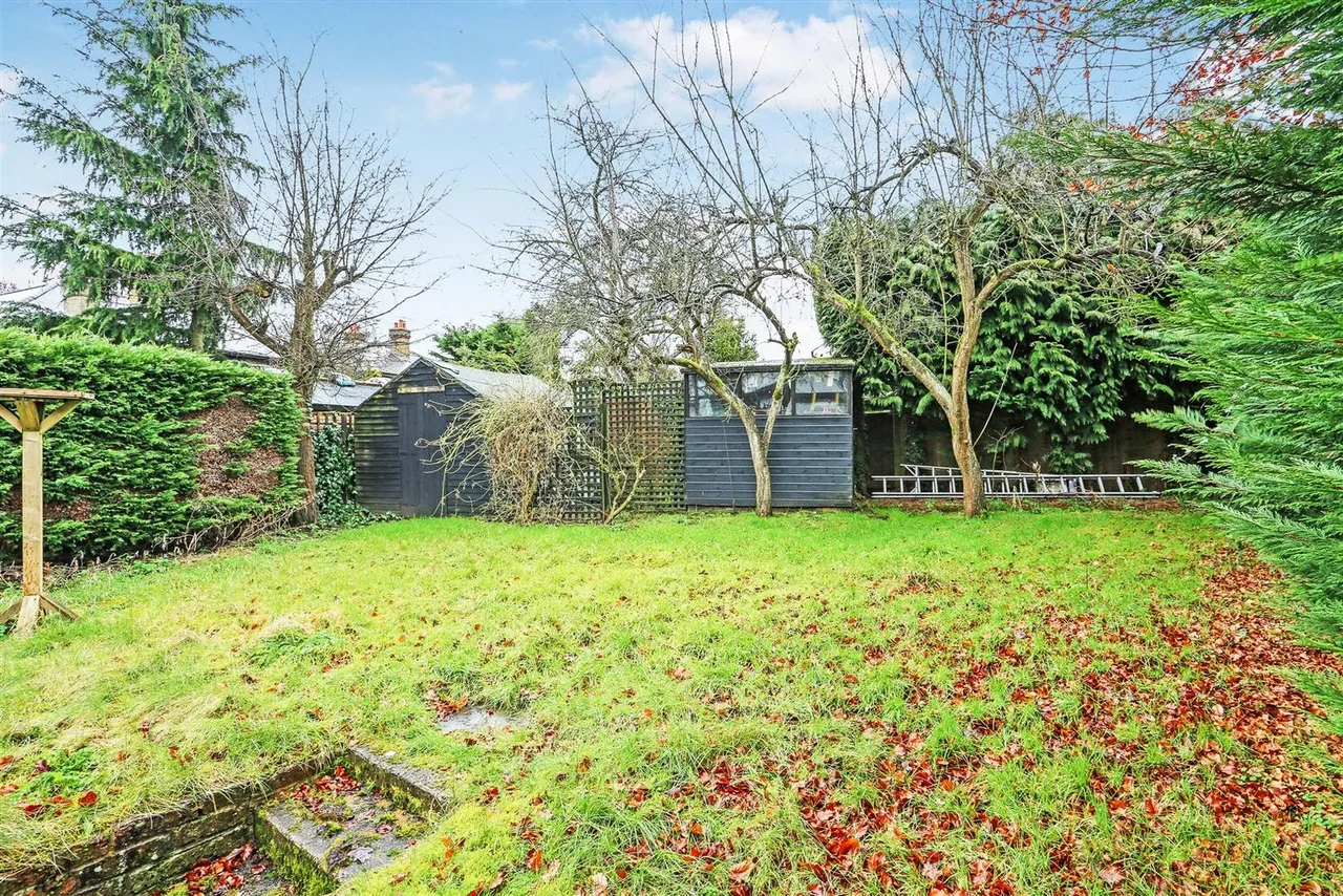 Ewell Road, Sutton, Cheam Village, SM3 8AH, photo 4