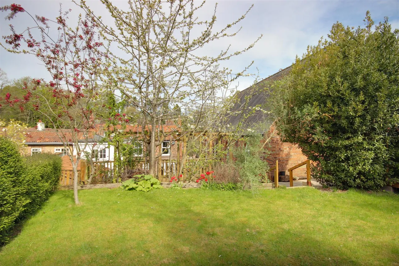 West End, Walkington, photo 12