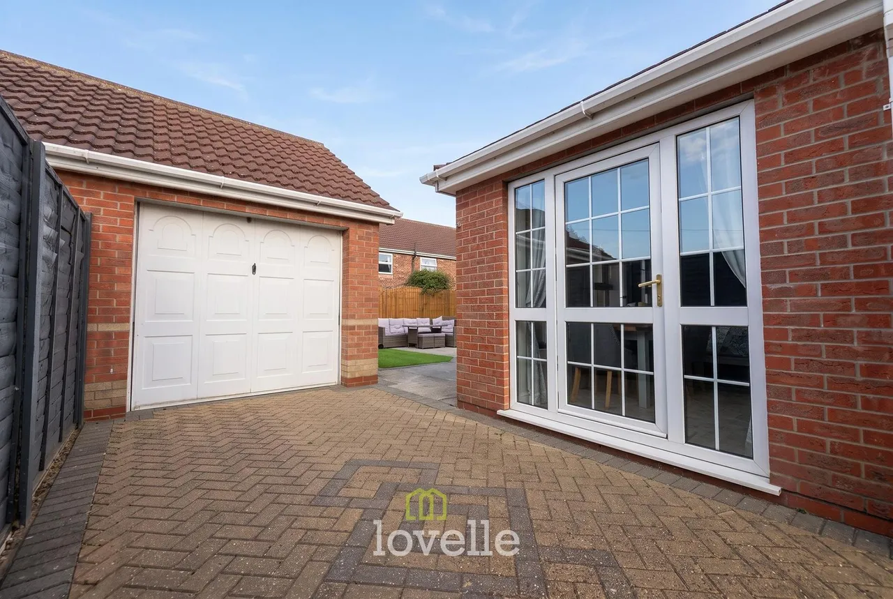 Roladan Close, New Waltham, DN36, photo 28