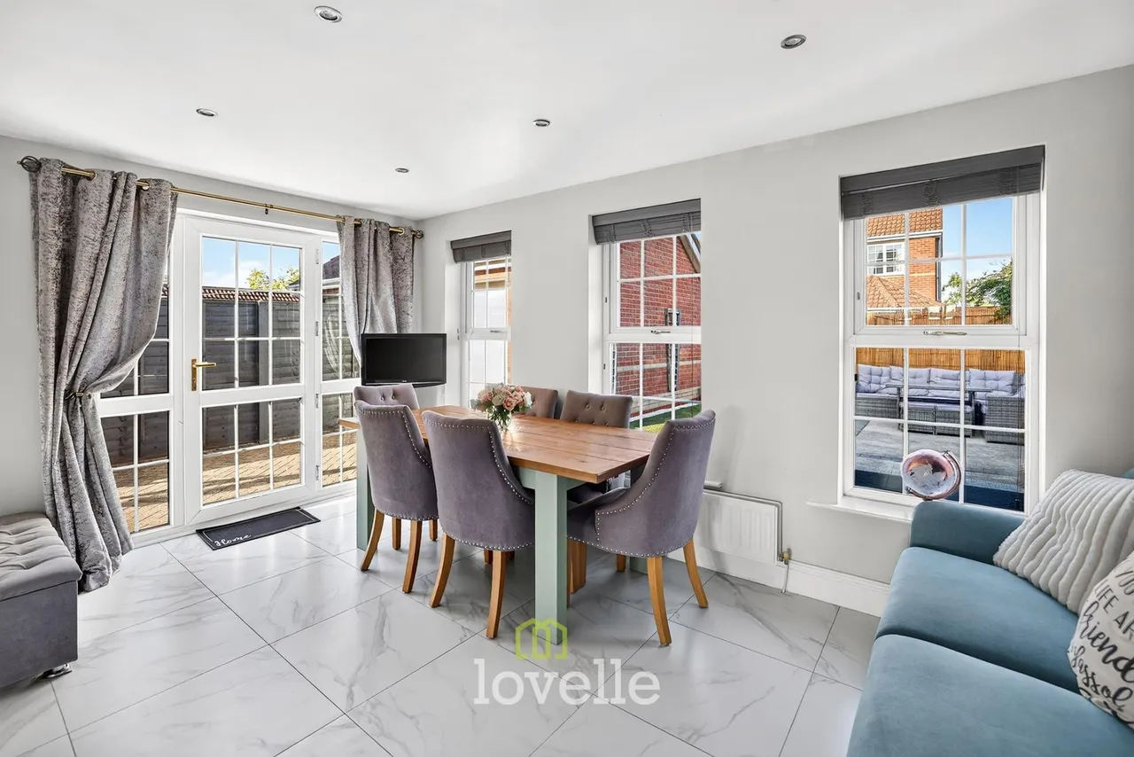 Roladan Close, New Waltham, DN36, photo 13