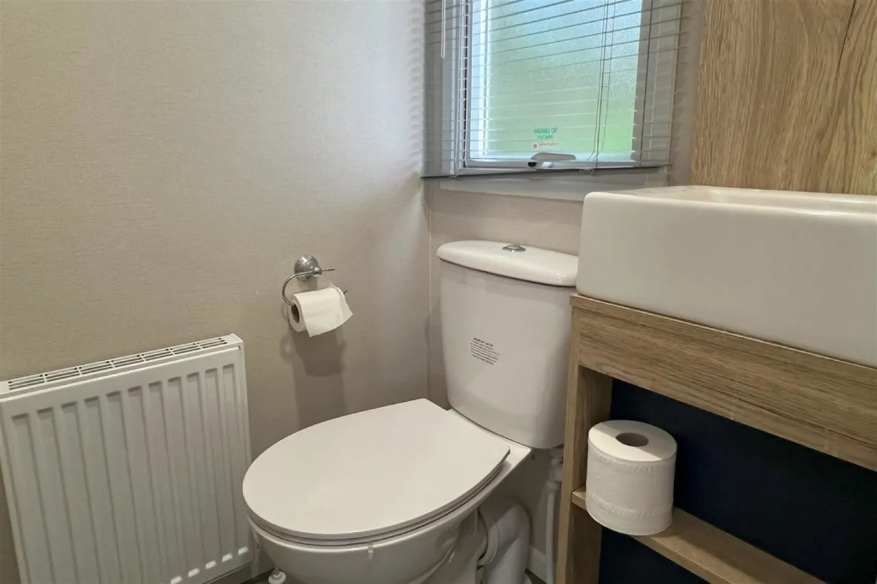 Oakdene Forest Holiday Park, St. Leonards, Ringwood, photo 11