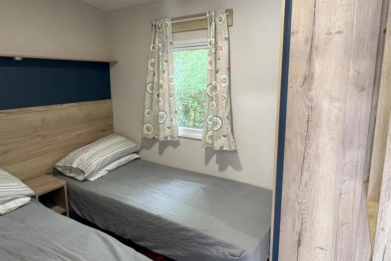 Oakdene Forest Holiday Park, St. Leonards, Ringwood, photo 8