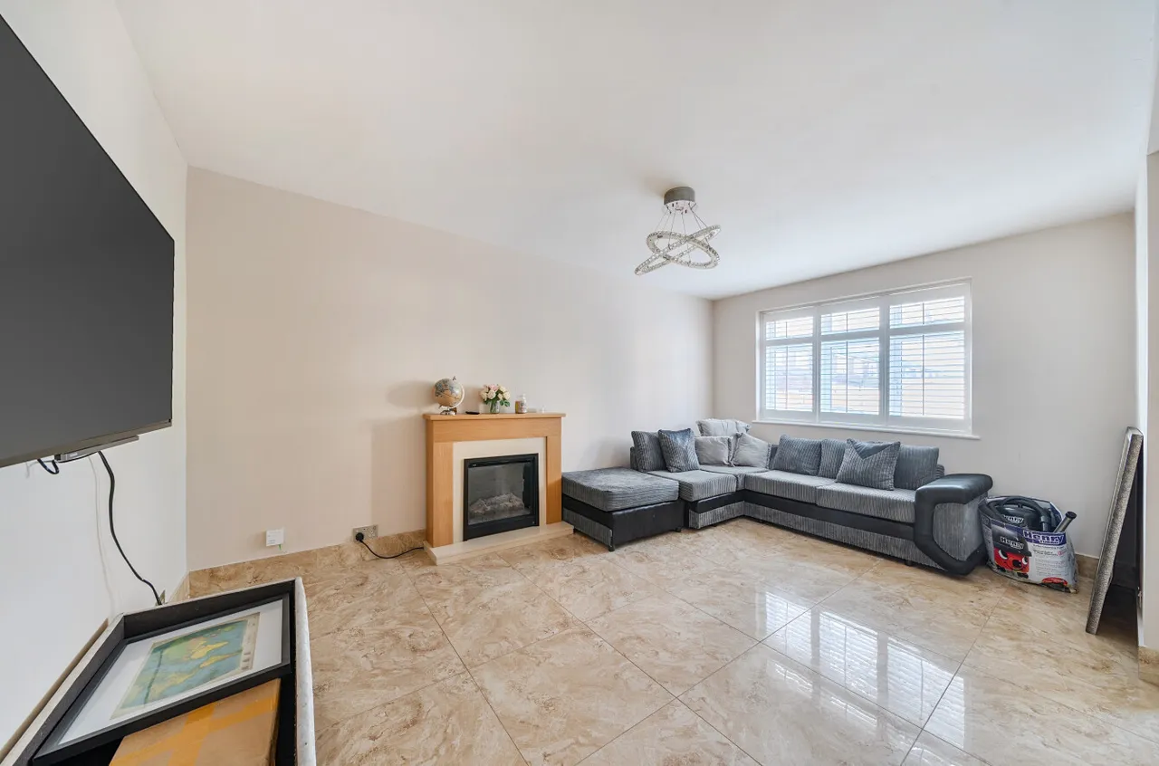 Throwley Close, Abbey Wood, SE2, photo 2