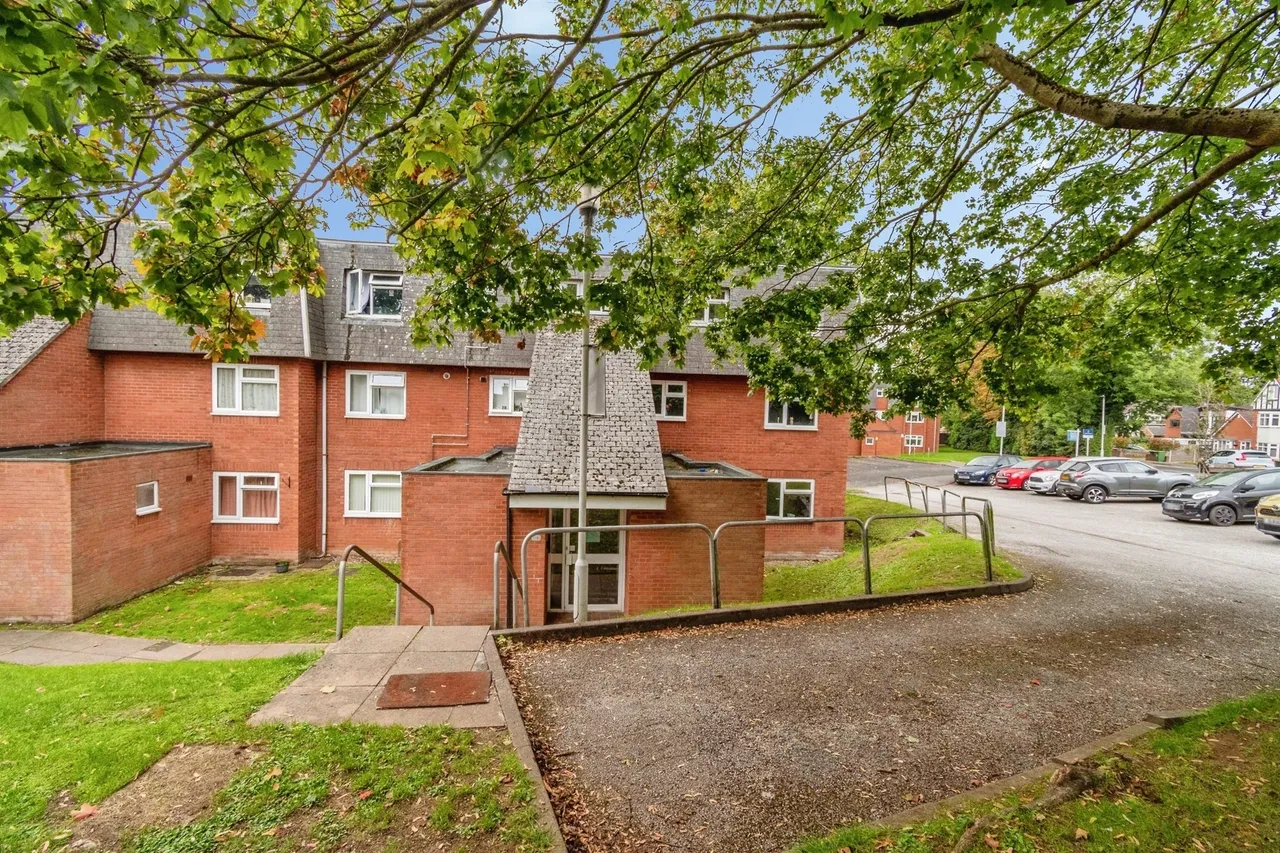 New Penkridge Road, Cannock, WS11, photo 13