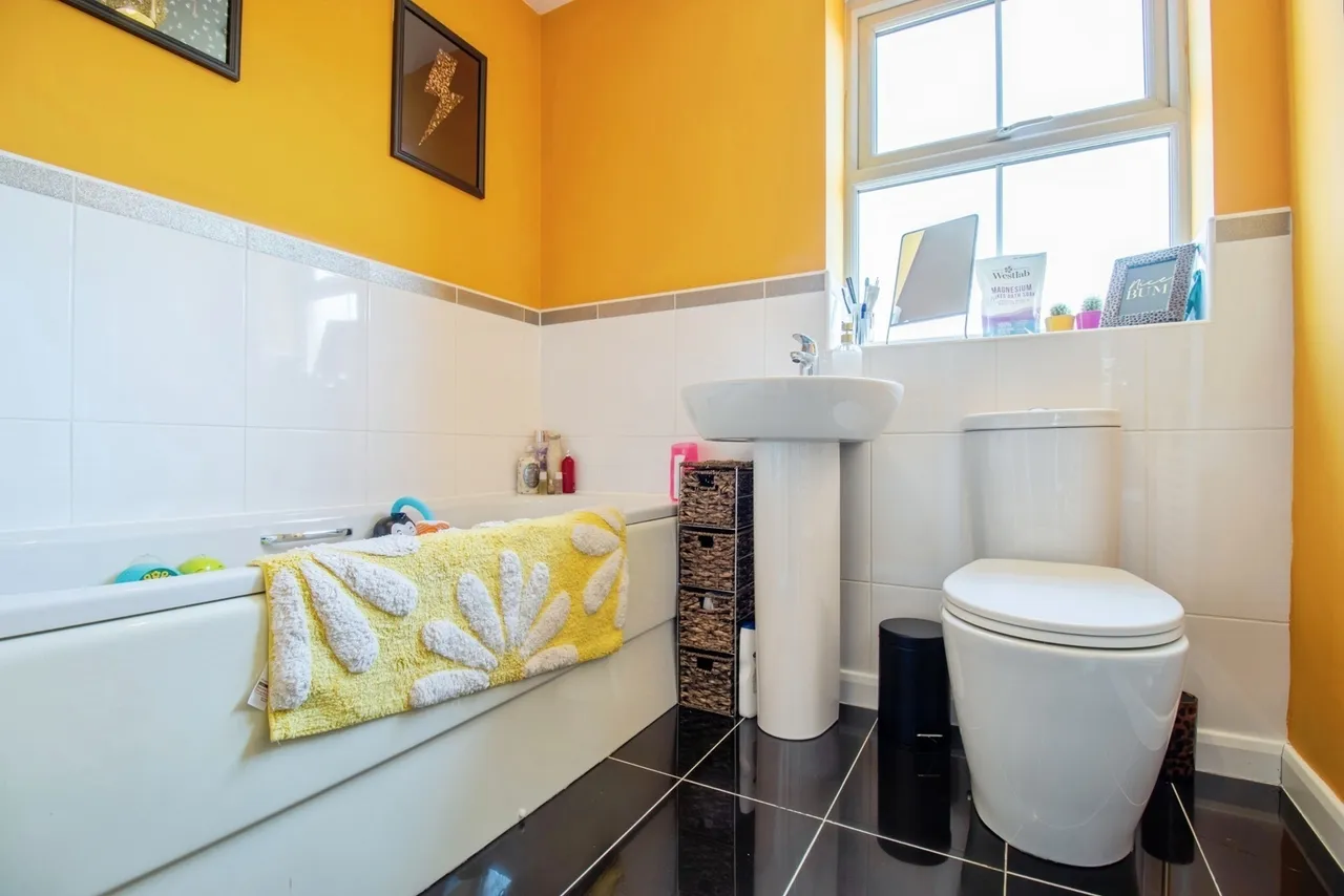 Clementine Walk, Coventry, West Midlands, CV3, photo 15