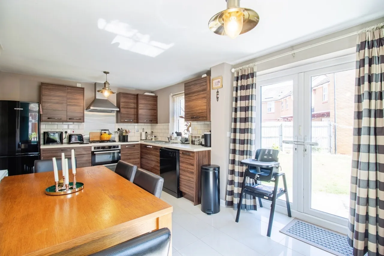 Clementine Walk, Coventry, West Midlands, CV3, photo 7