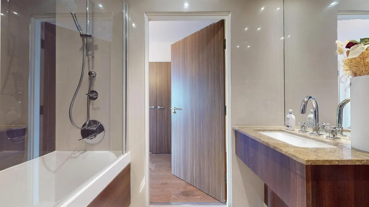 Longfield Avenue, London, W5, photo 22