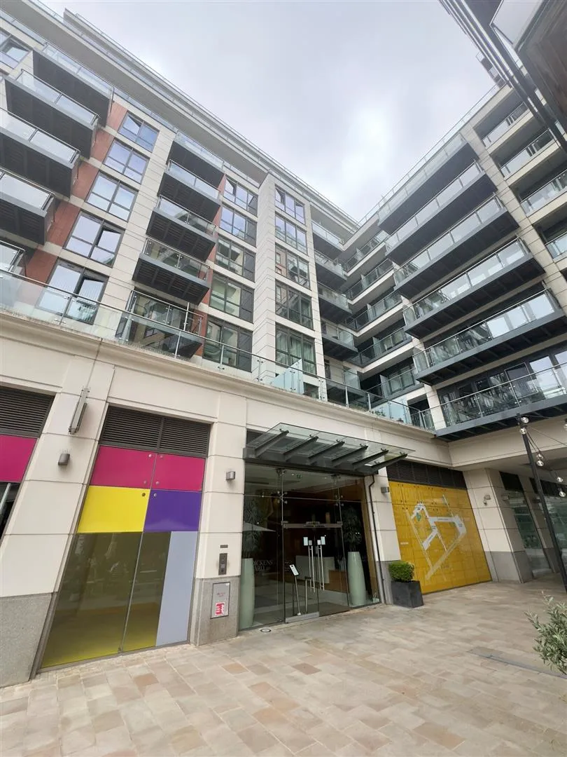 Longfield Avenue, London, W5, photo 24