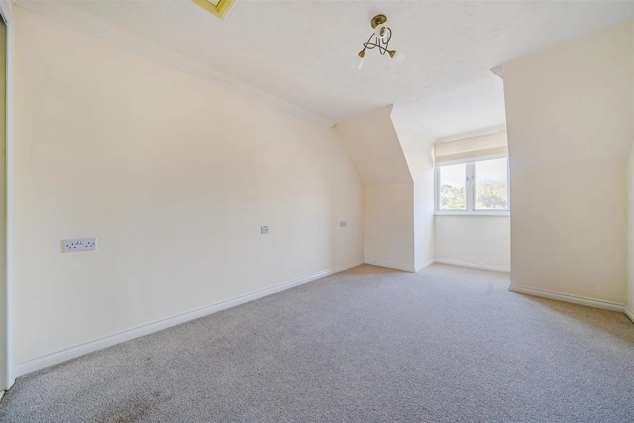 East Street, Hythe, CT21, photo 8