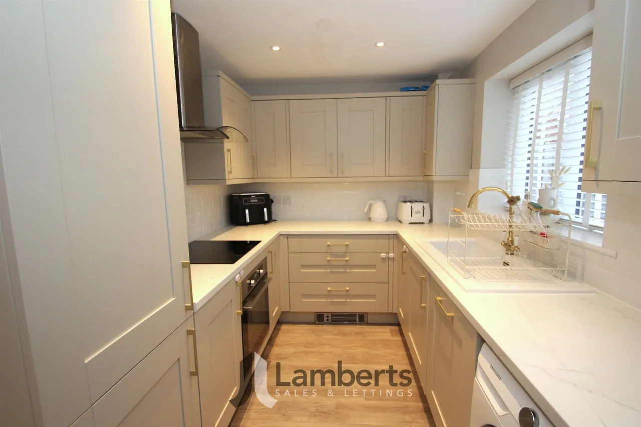 Kiln House Church Street, Studley, photo 14