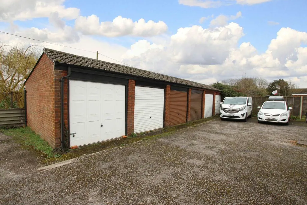 Church Hill, Cheddington, Buckinghamshire, LU7 0SX, photo 13